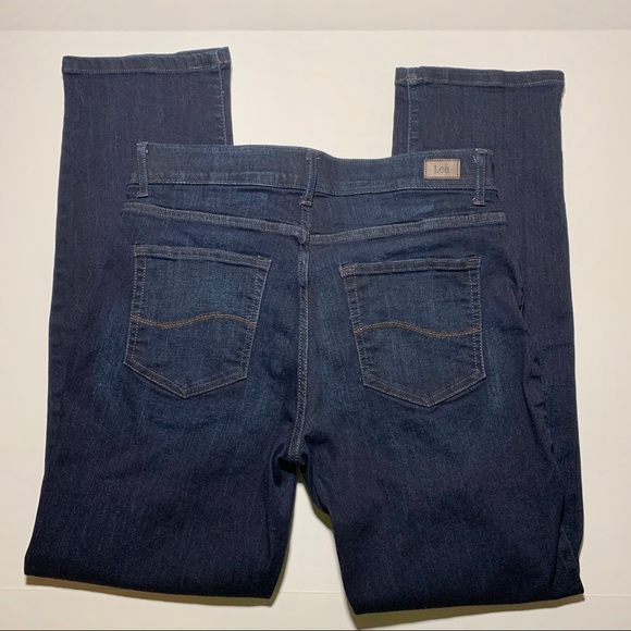 lee total freedom straight leg jeans